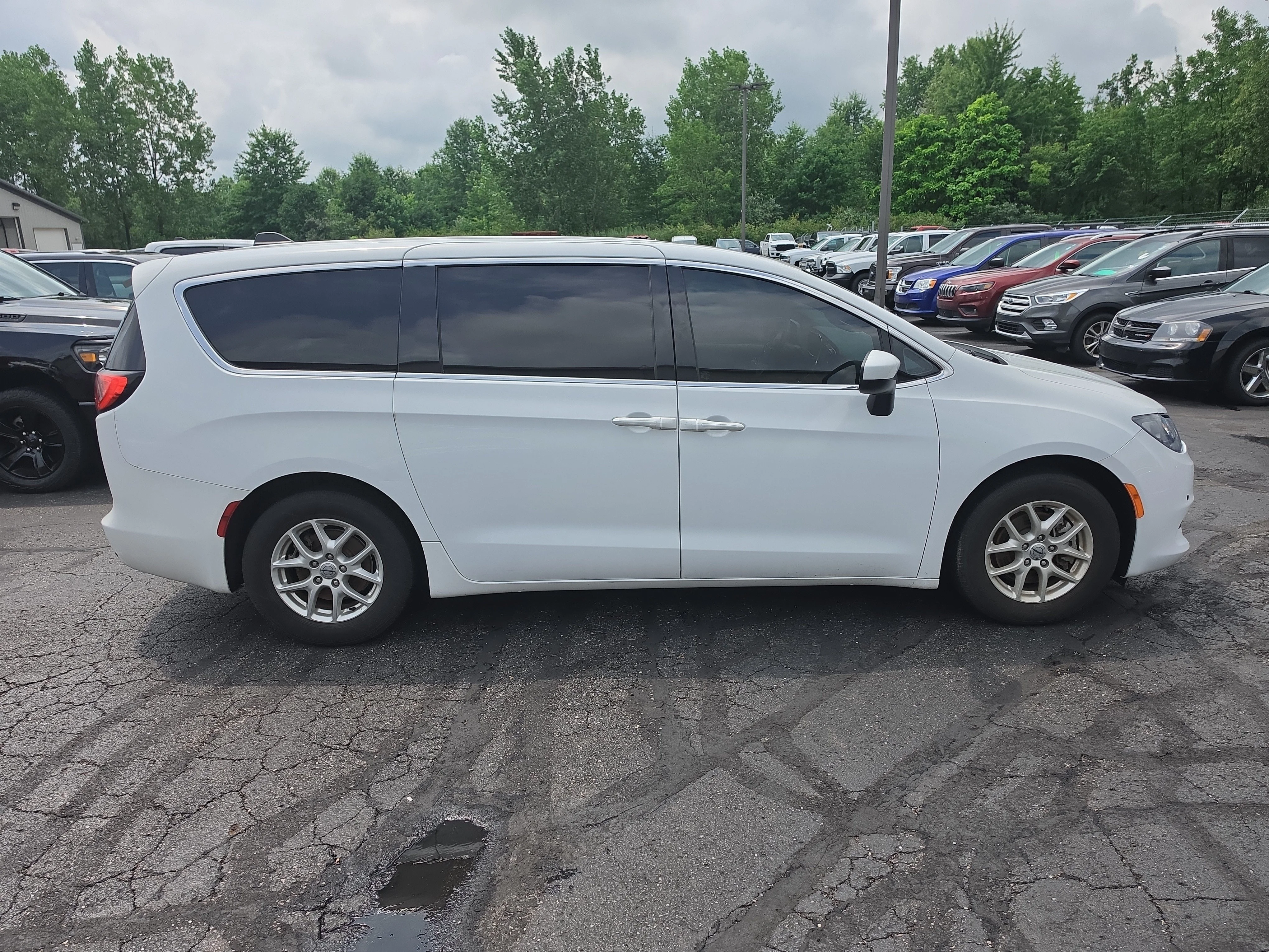 Used 2021 Bright White Clearcoat Chrysler LX image 2