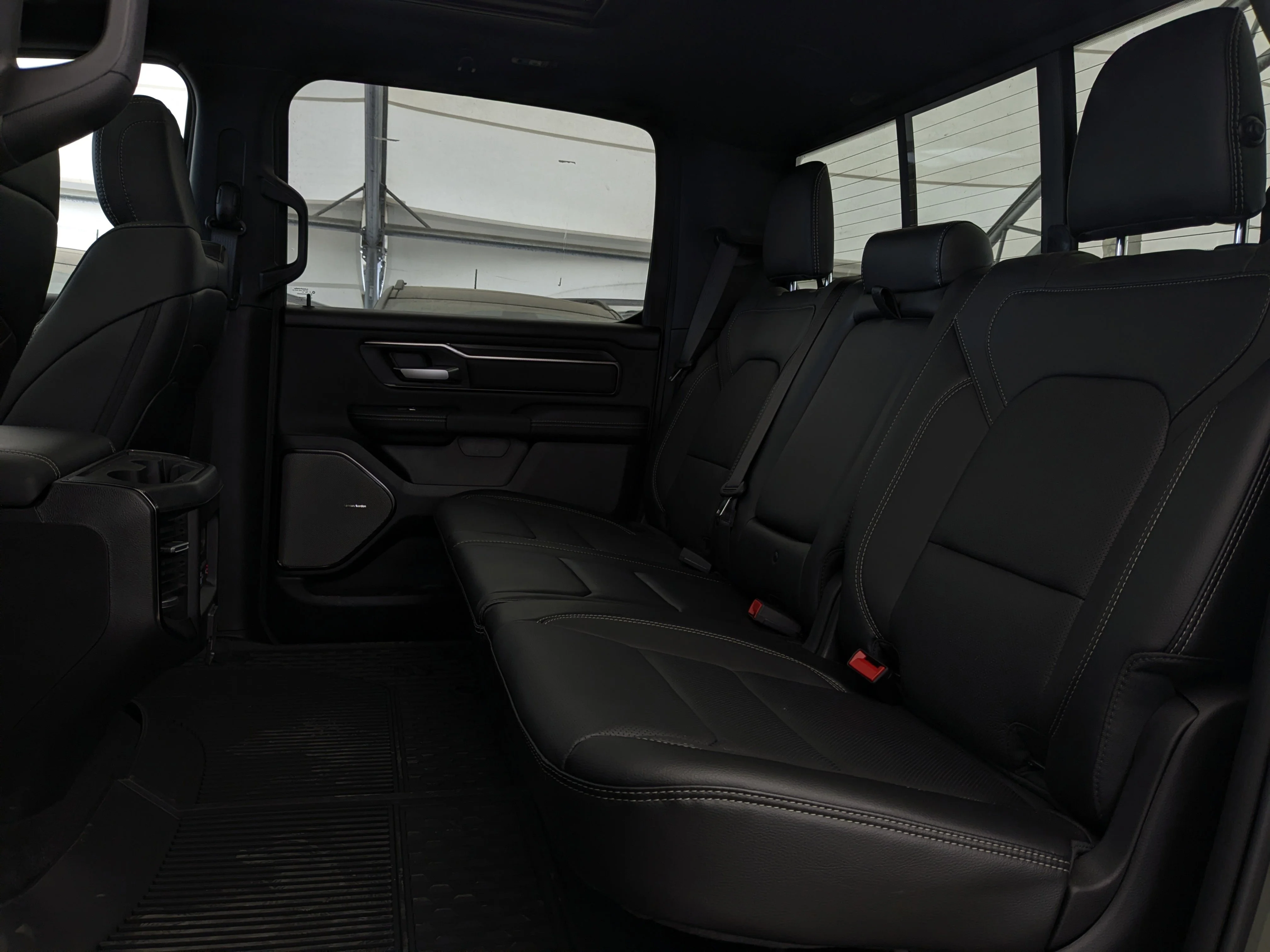 New 2026 canyon lake RAM Rebel - - SIDE STEPS - FLAPS - LEVEL 2 EQUIP - TECH PKG - ADVANCED SAFETY GRP 2 - SUNROOF image 31