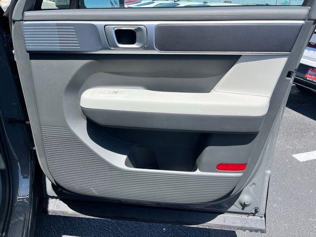 New 2026 Gray Hyundai SE FWD image 22