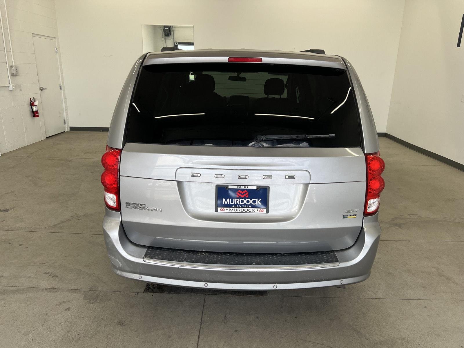 2016 Dodge Grand Caravan SXT - Photo 3