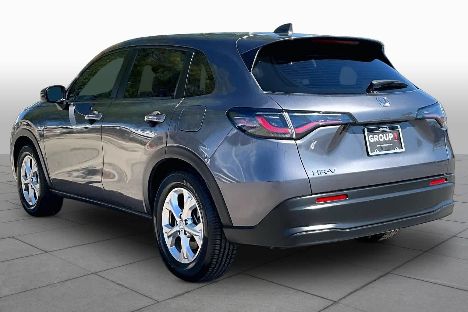 Used 2023 Modern Steel Metallic Honda LX image 12