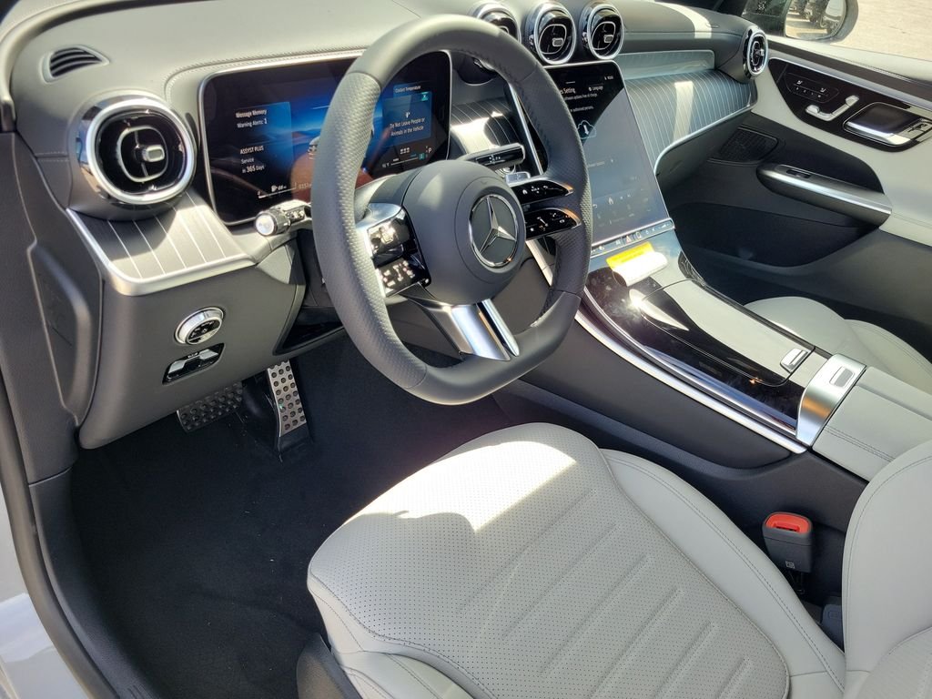 New 2027 MANUFAKTUR Alpine Grey Mercedes-Benz GLC 300 image 18