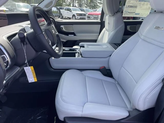 New 2026 Star White Metallic Tri-Coat Ford MAX Platinum® image 15