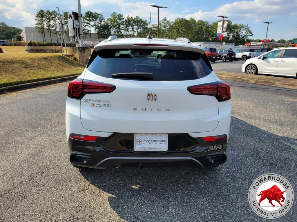 Used 2025 White Buick Sport Touring image 5