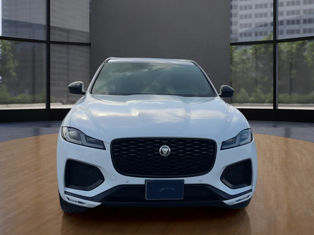 New 2026 White Jaguar P400 R-Dynamic S image 2