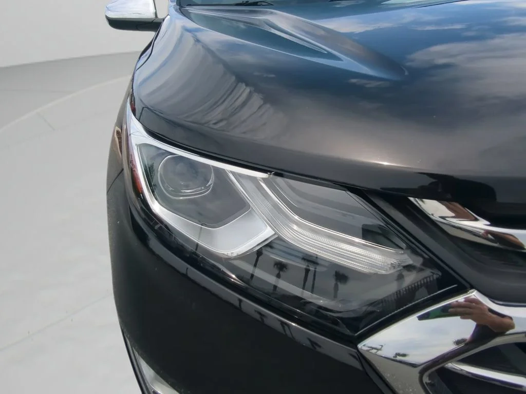Used 2018 Black Chevrolet Premier image 25
