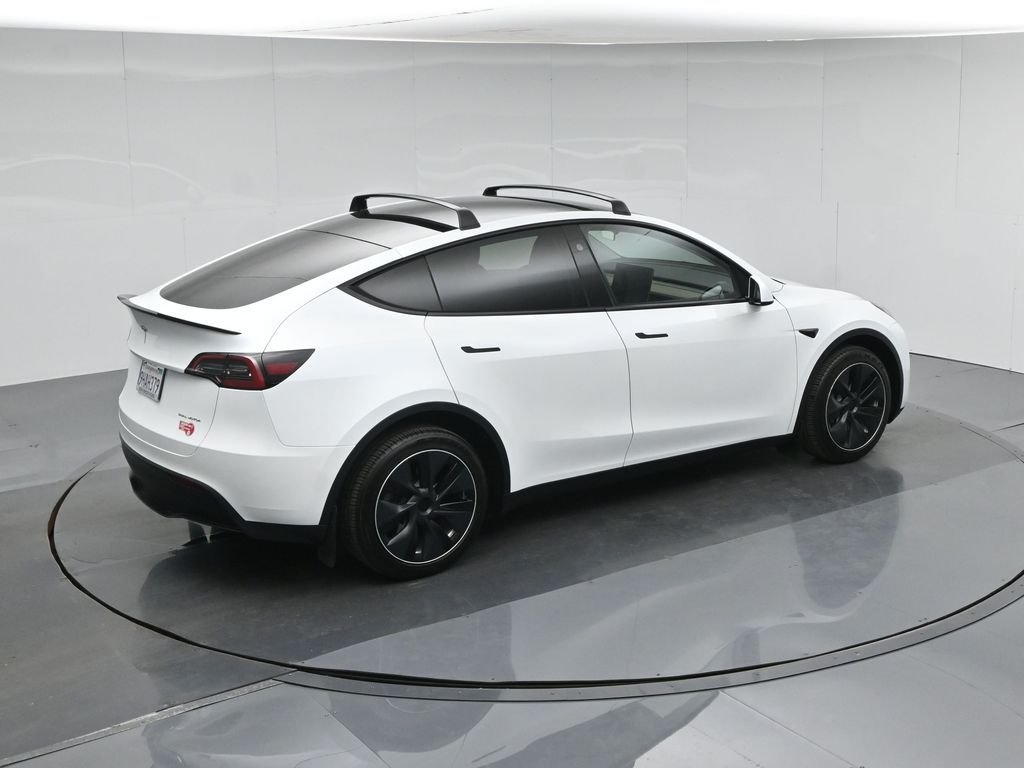 Used 2023 White Tesla Long Range image 37