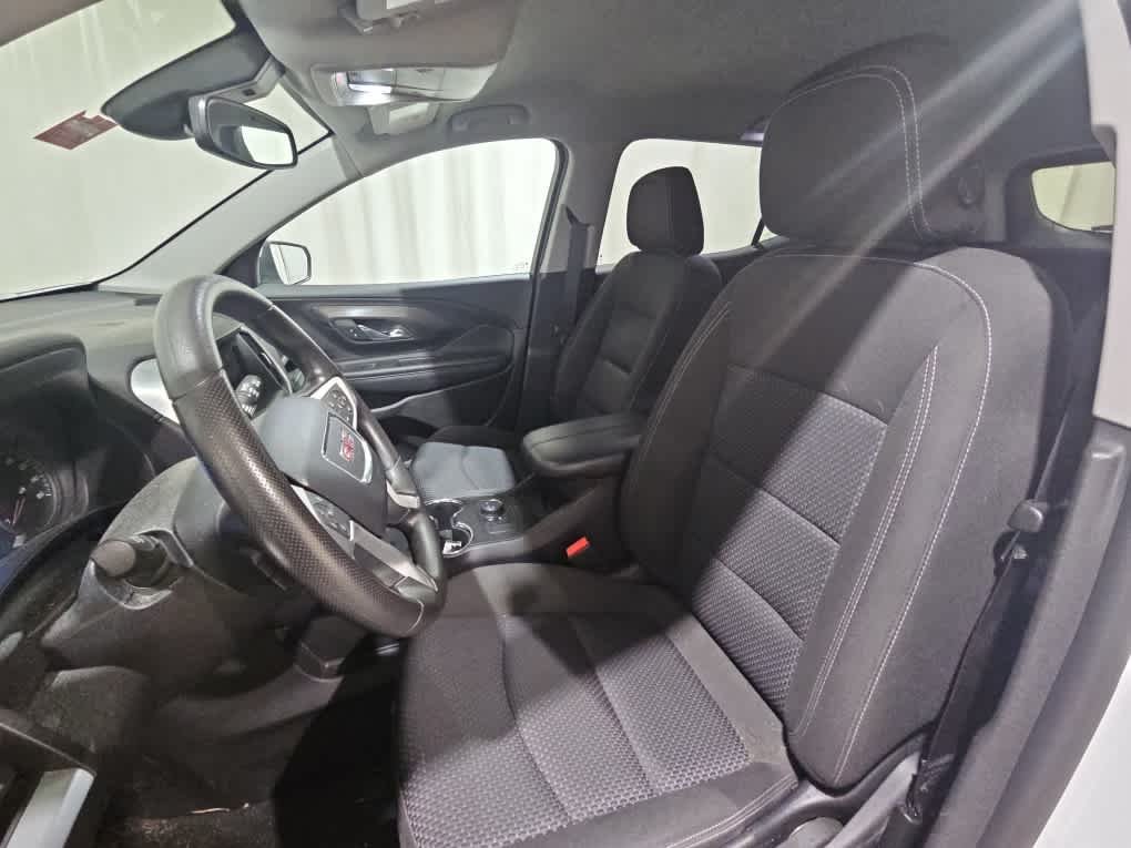 Used 2024 Summit White GMC SLE image 5
