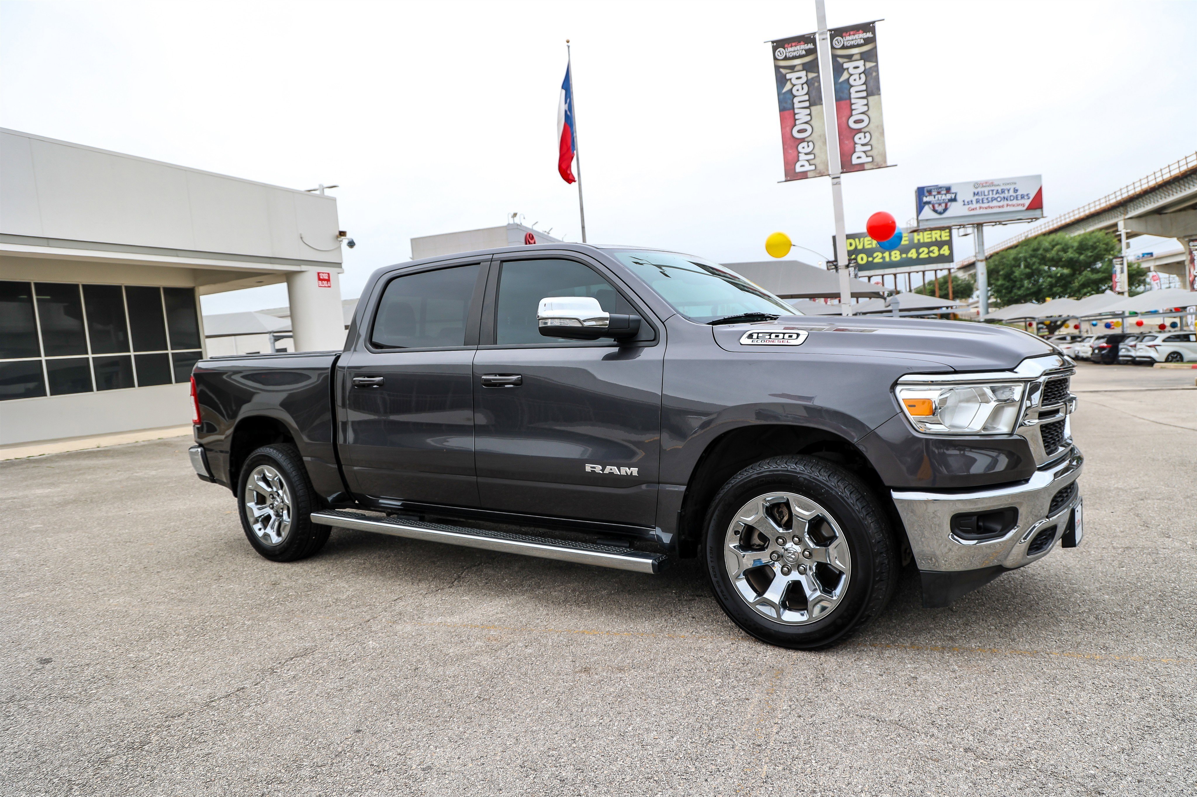 Used 2022 Granite Crystal Metallic Clearcoat Ram Lone Star image 5