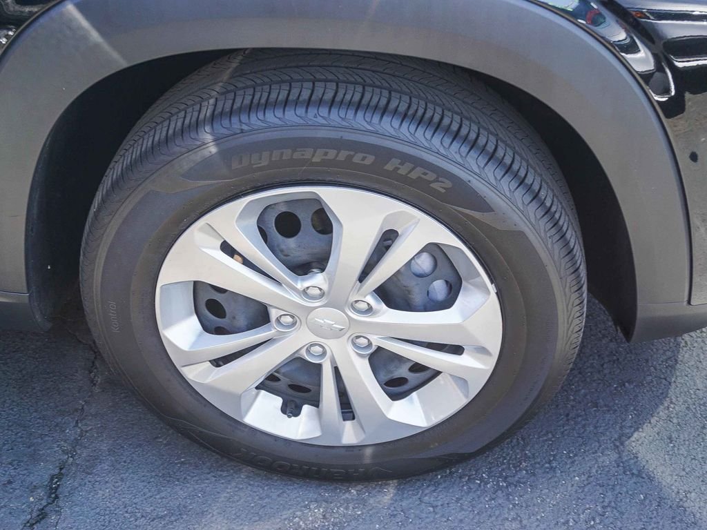 Used 2026 Black Chevrolet LS image 9