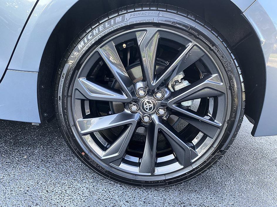 Certified Used 2025 Celestite Toyota SE image 28