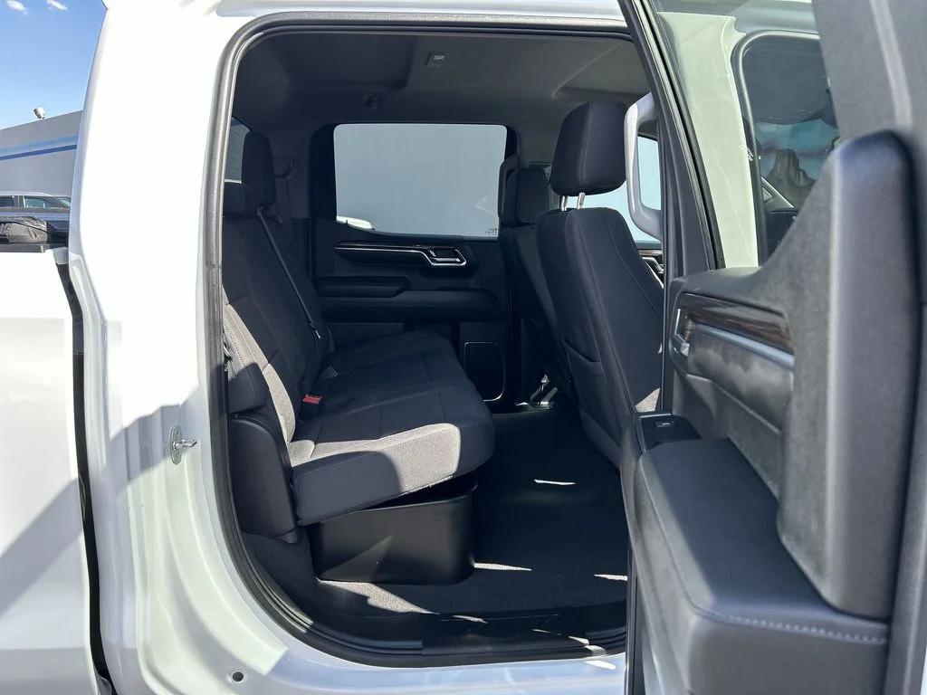 Used 2024 White Chevrolet LT image 24