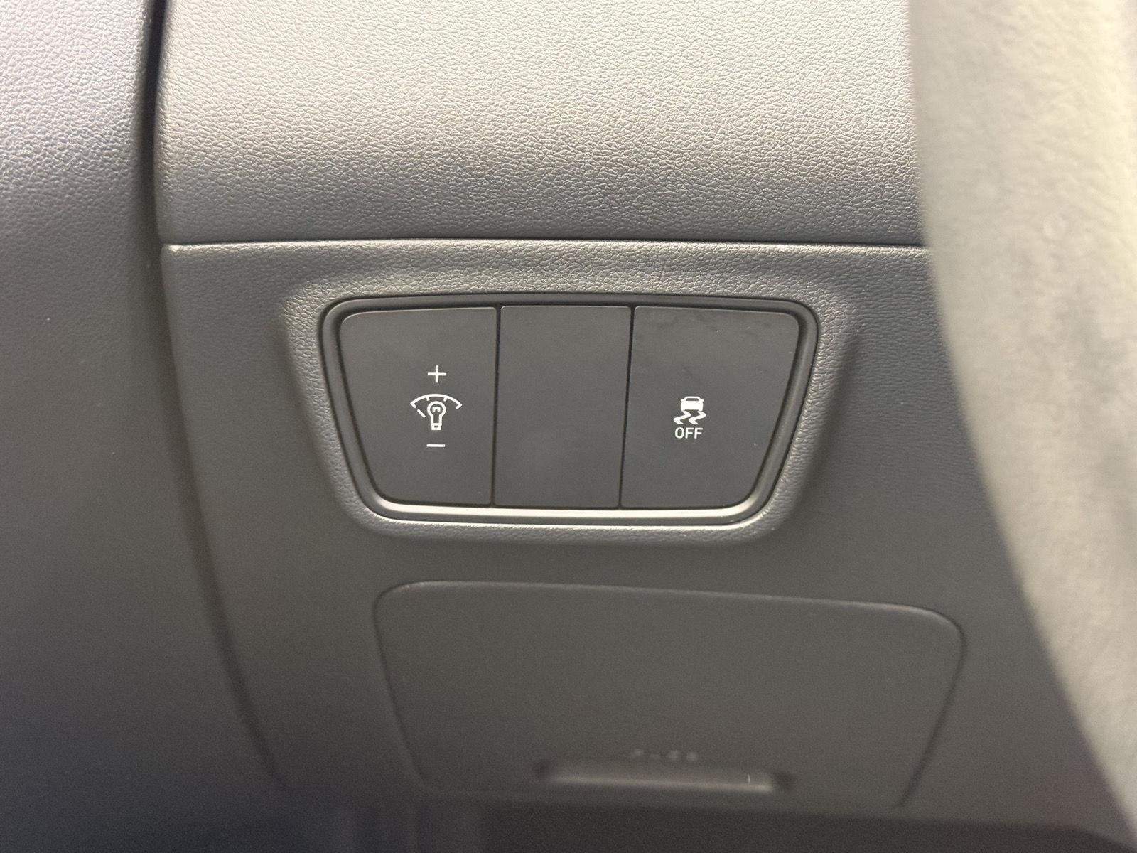 2022 Hyundai Tucson SE - Photo 29