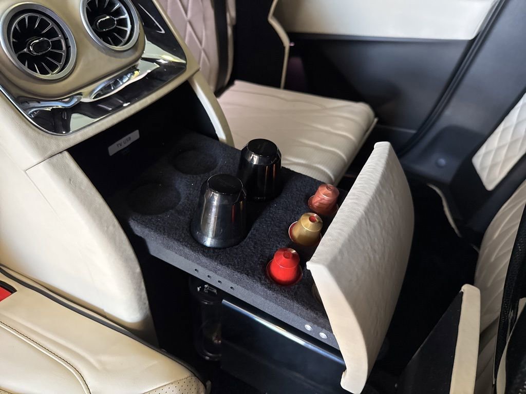 2025 Cadillac Escalade ESV Sport Platinum - Photo 36