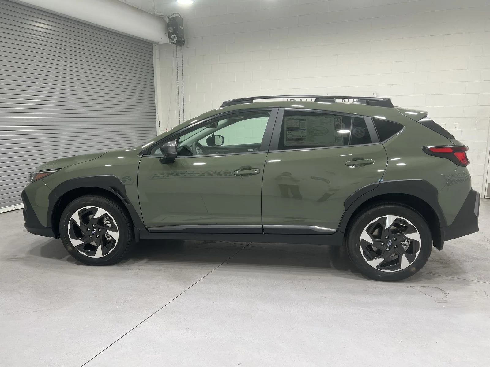 New 2026 ALPINE GREEN Subaru Limited image 5