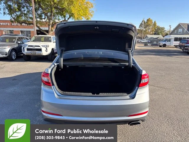 Used 2017 Shale Gray Metallic Hyundai  image 27