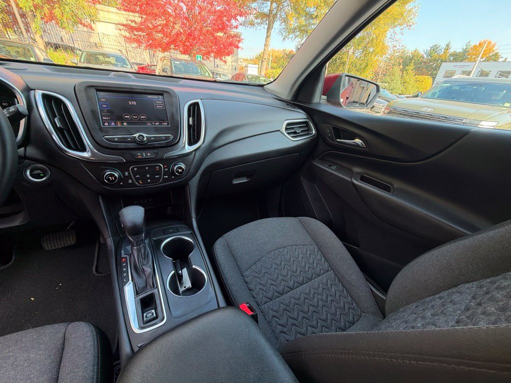 Used 2024 Red Chevrolet LT image 25