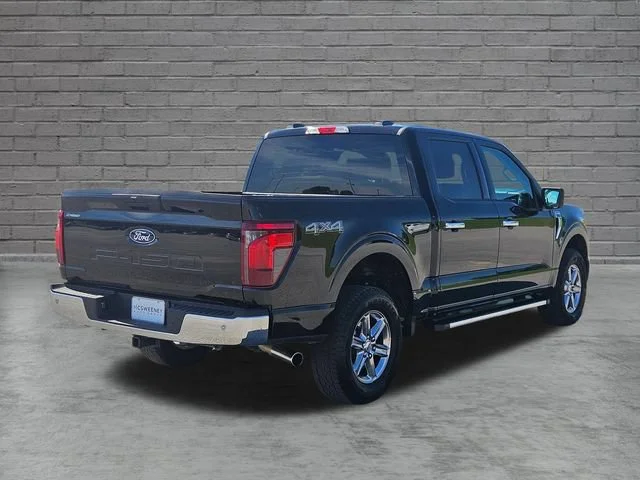 Used 2025 Black Ford XLT image 5