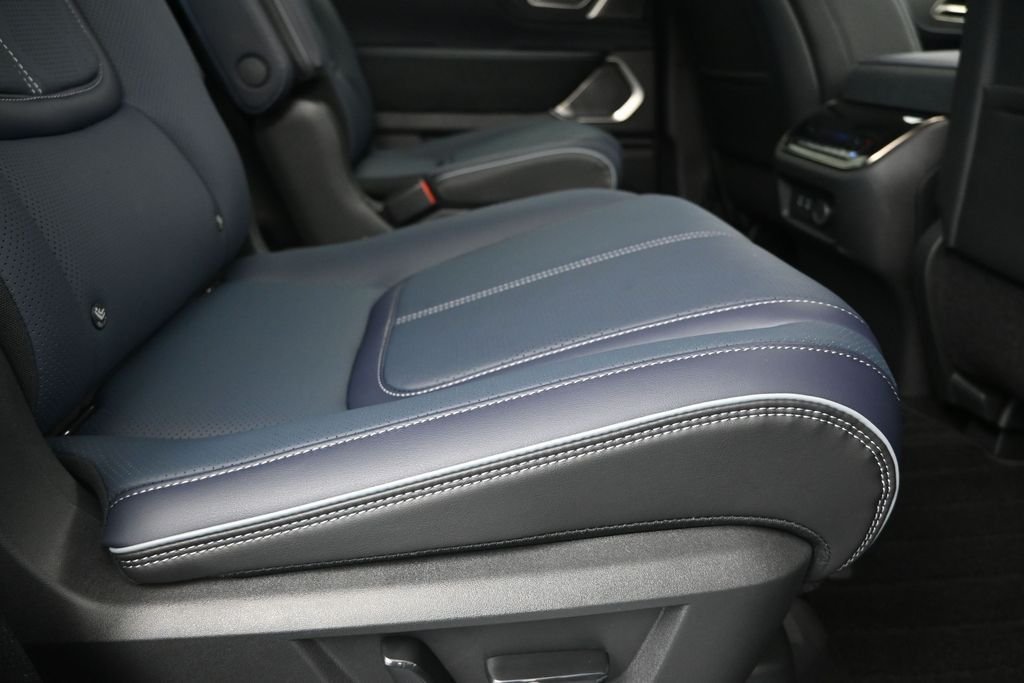 New 2027 MINERAL BLACK INFINITI Sport 4WD image 23