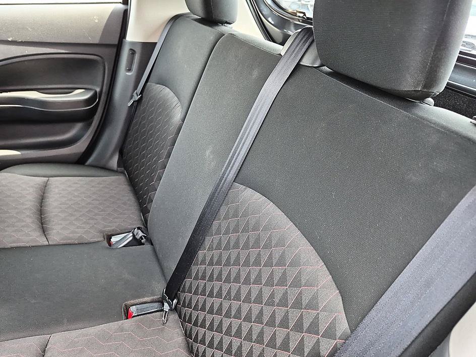 Used 2024 Graphite Gray Metallic Mitsubishi ES image 27