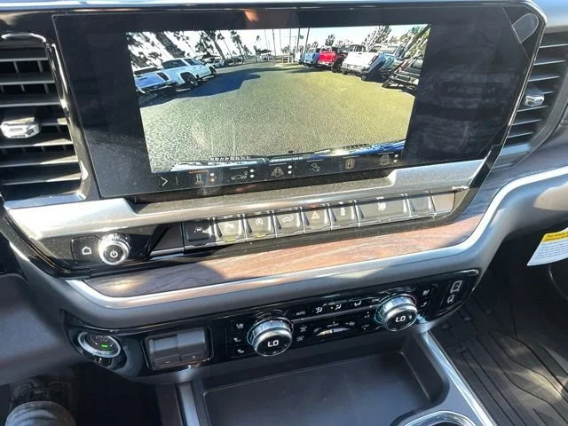 2026 GMC Sierra 1500 SLT - Photo 13