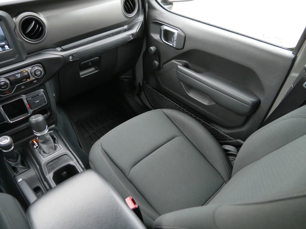 2022 Jeep Gladiator Sport - Photo 15