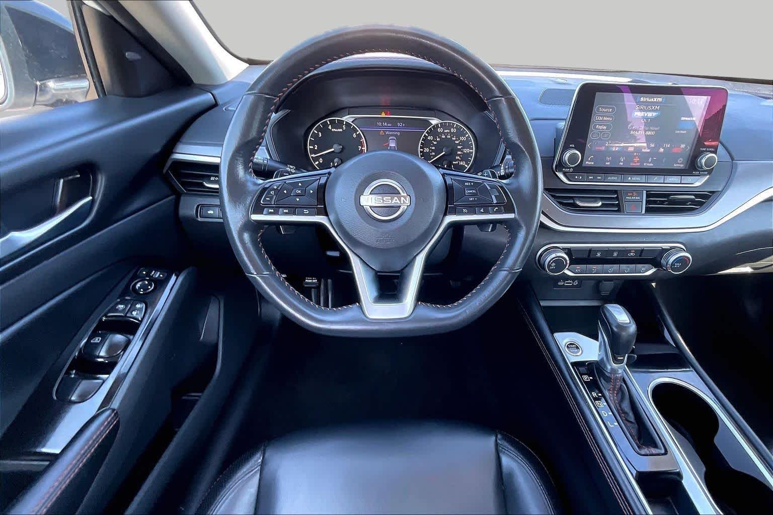 Used 2025 Glacier White Nissan SR image 6