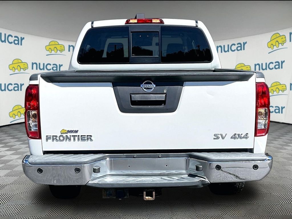 Used 2019 White Nissan SV image 5