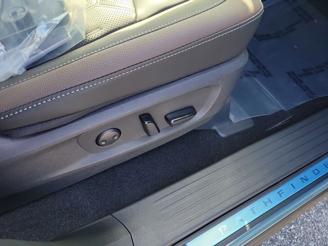 New 2026 Nissan Pathfinder Platinum