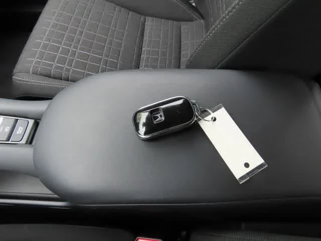 2025 Honda HR-V LX - Photo 24