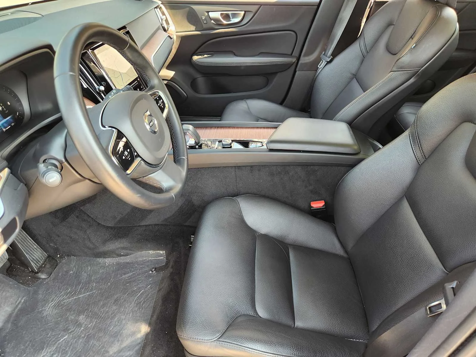 2024 Volvo V60 Cross Country Plus - Photo 13