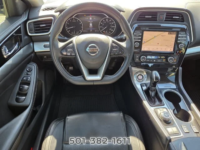 Used 2022 White Nissan SV image 13
