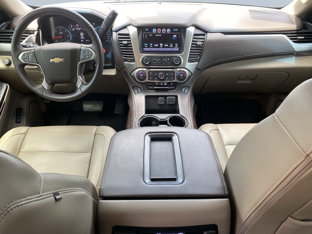 Used 2017 Champagne Silver Metallic Chevrolet LT image 13