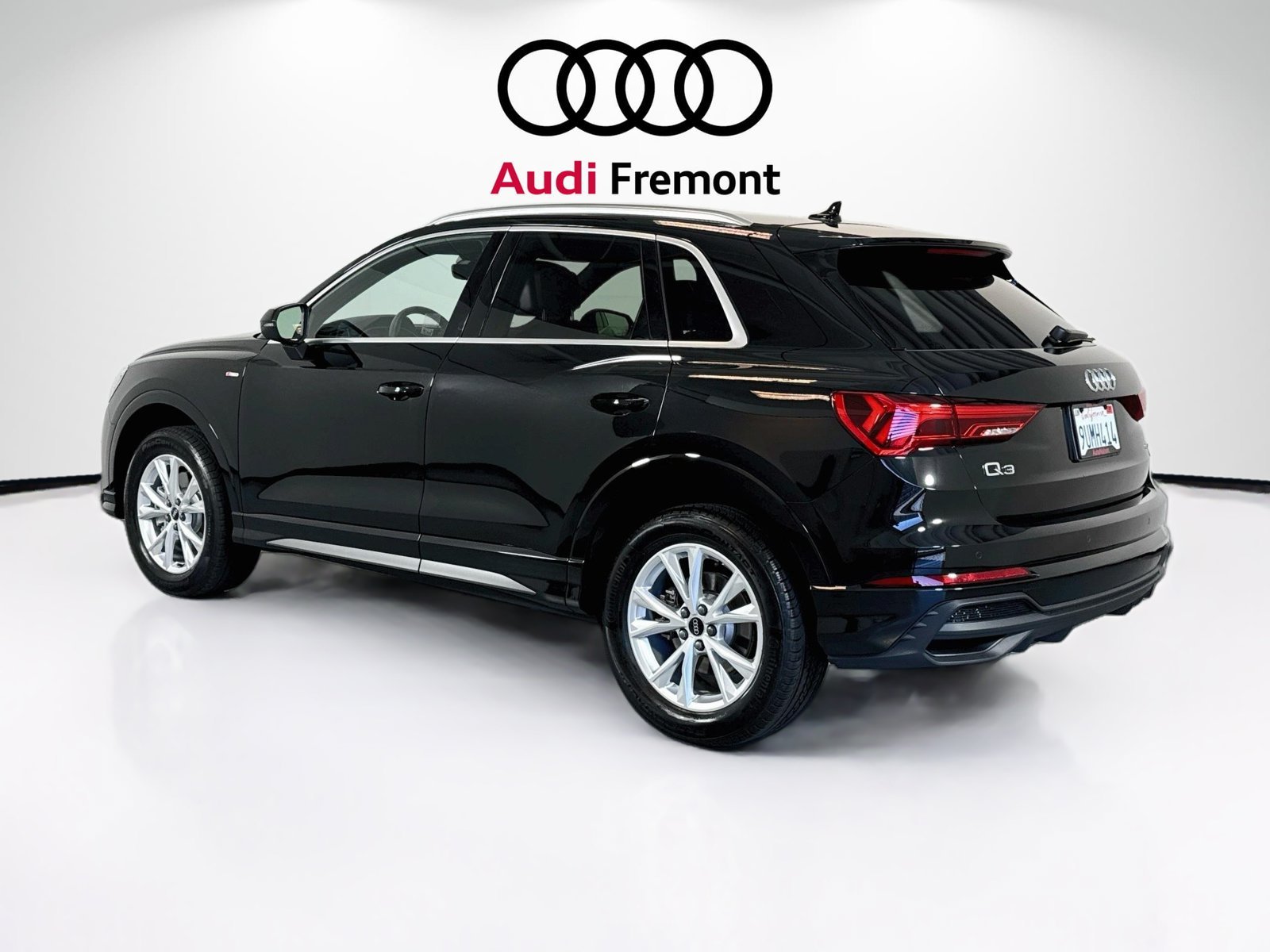 Used 2025 Mythos Black Audi S line Premium Plus image 8