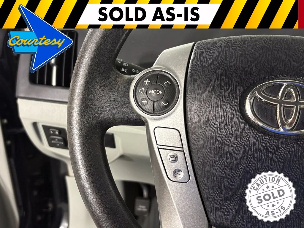 Used 2014 Black Toyota Two image 19
