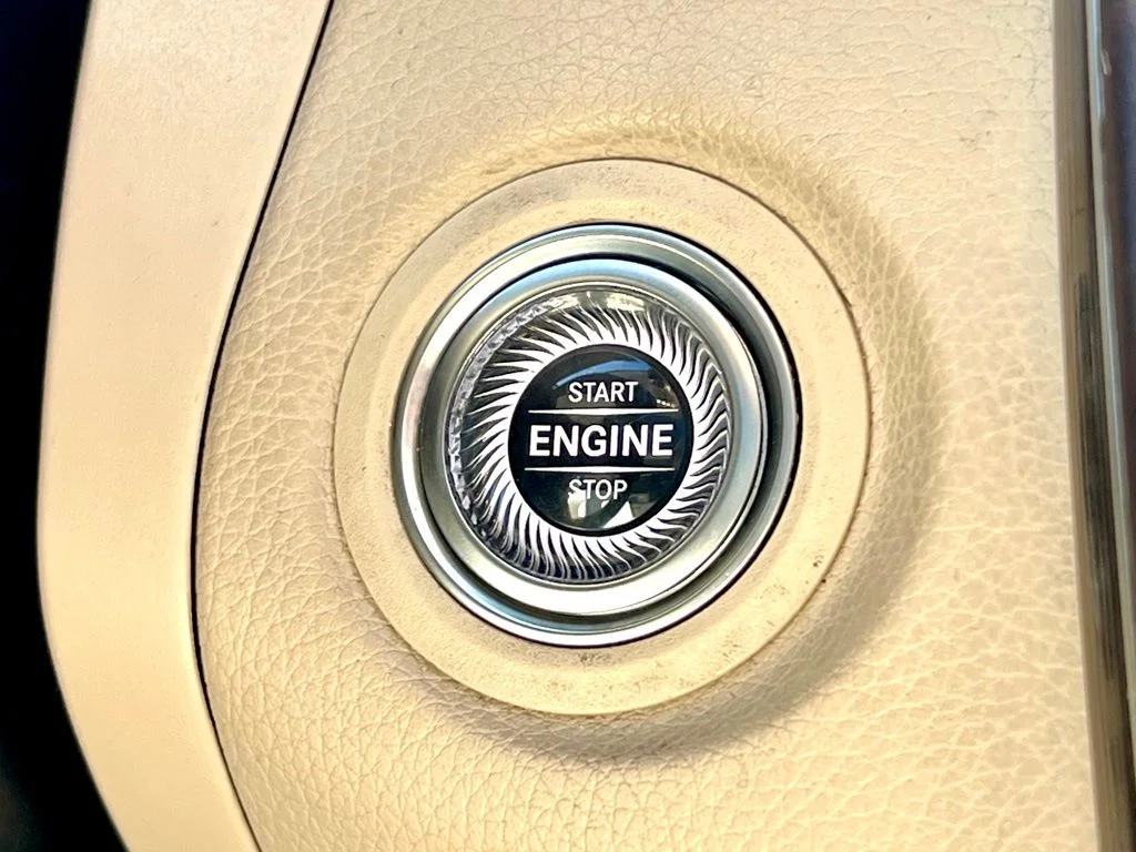 Certified Used 2022  Mercedes-Benz GLC 300 image 39