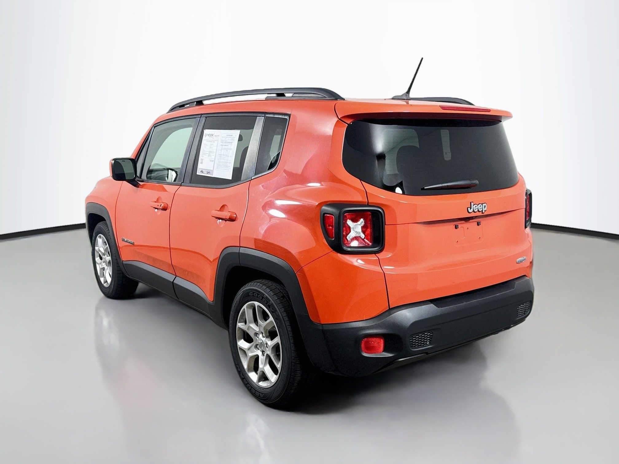 Used 2017 Omaha Orange Jeep Latitude image 5