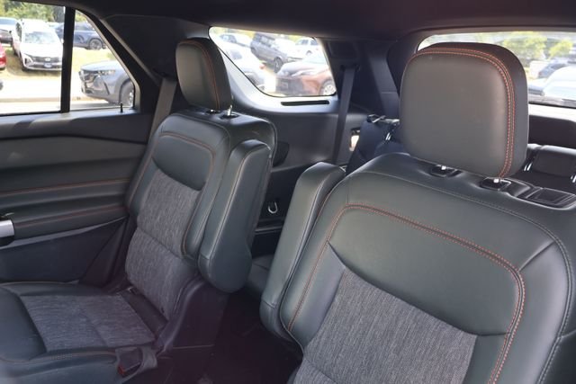 Used 2023 Green Ford Timberline image 11