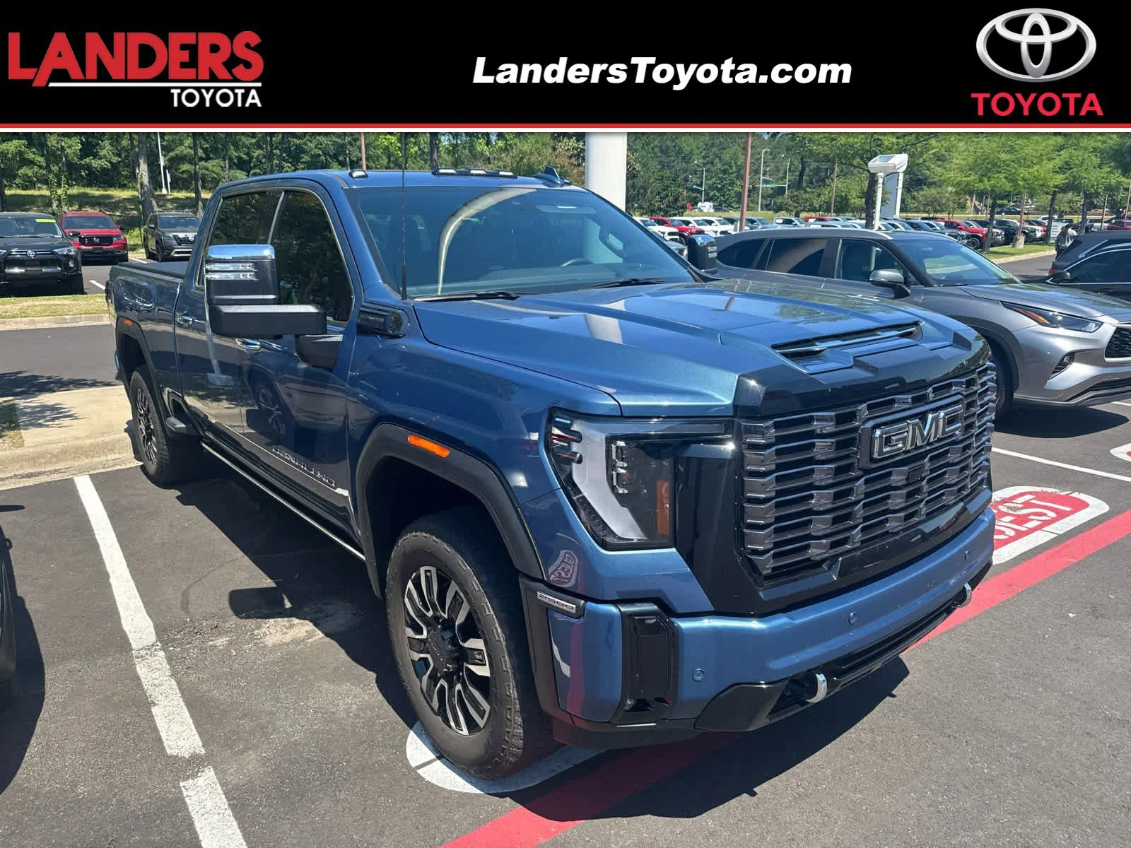 2025 GMC Sierra 4WD Crew Cab Long Box Denali Ultimate's photo