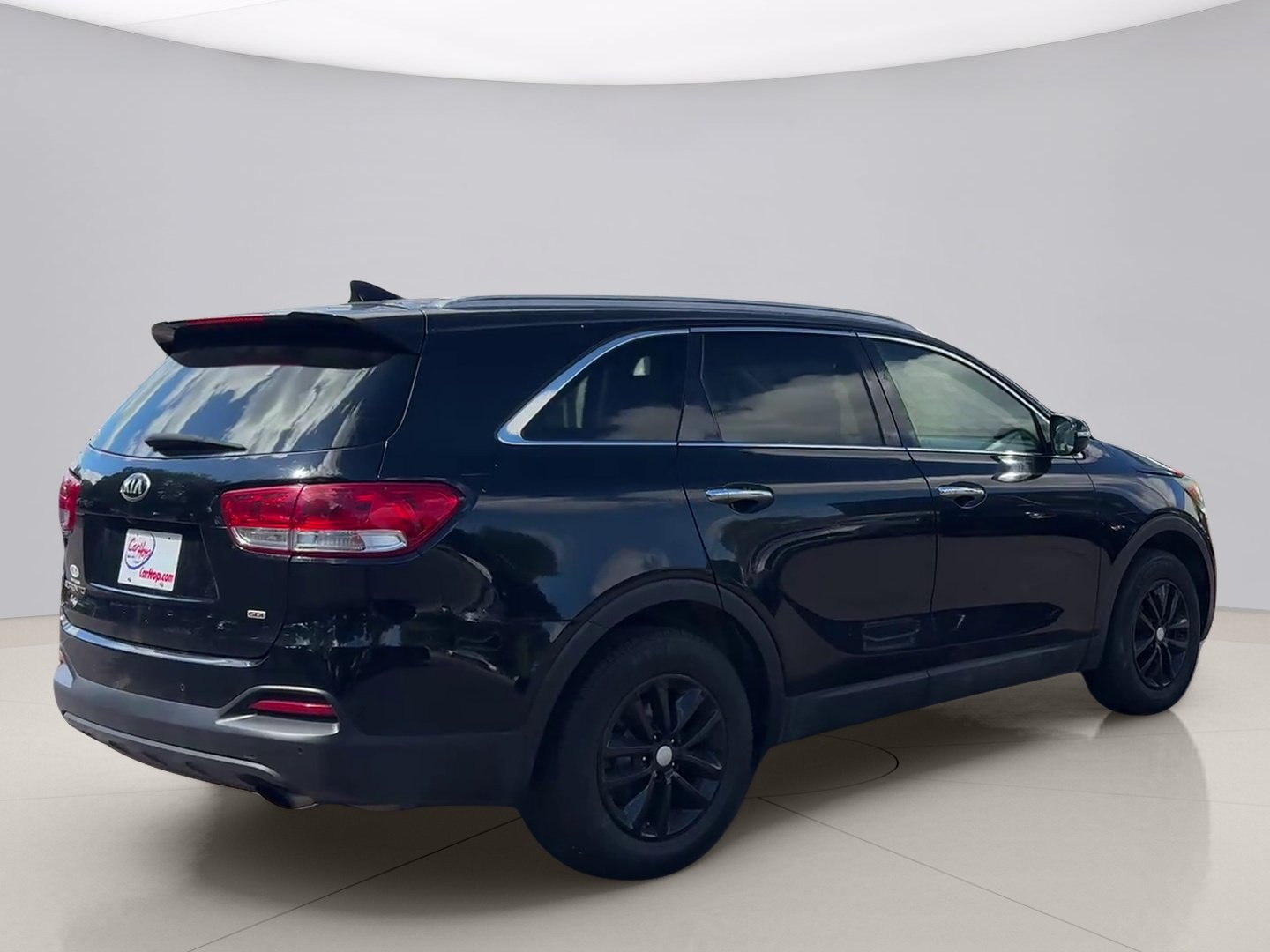 Used 2017 Black Kia LX image 5