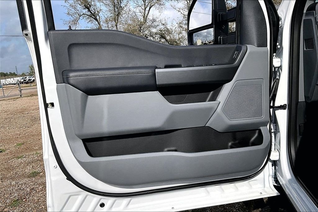 New 2026 Ford Super Duty F-250 XL 4D Crew Cab