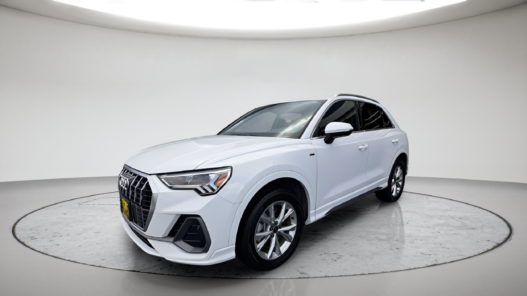 Used 2024 White Audi Premium image 31