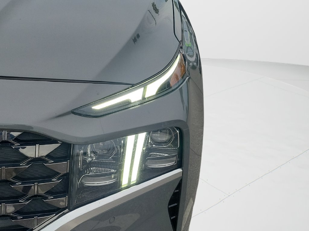 Used 2021 Gray Hyundai Calligraphy image 25