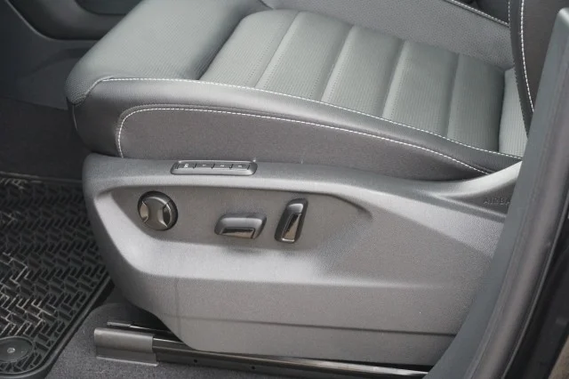 2024 Volkswagen Atlas SEL - Photo 16