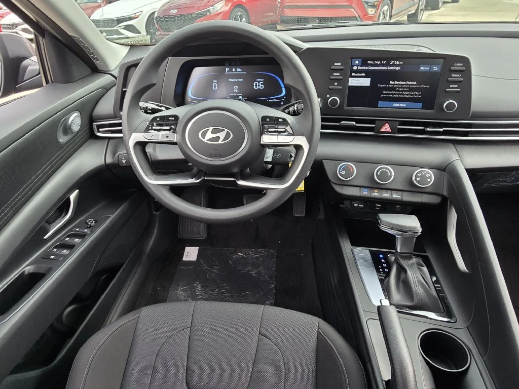 New 2026 Gray Hyundai SE image 8