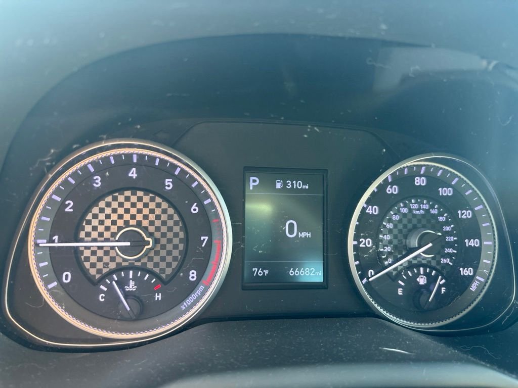 Used 2020 Silver Hyundai SEL image 9