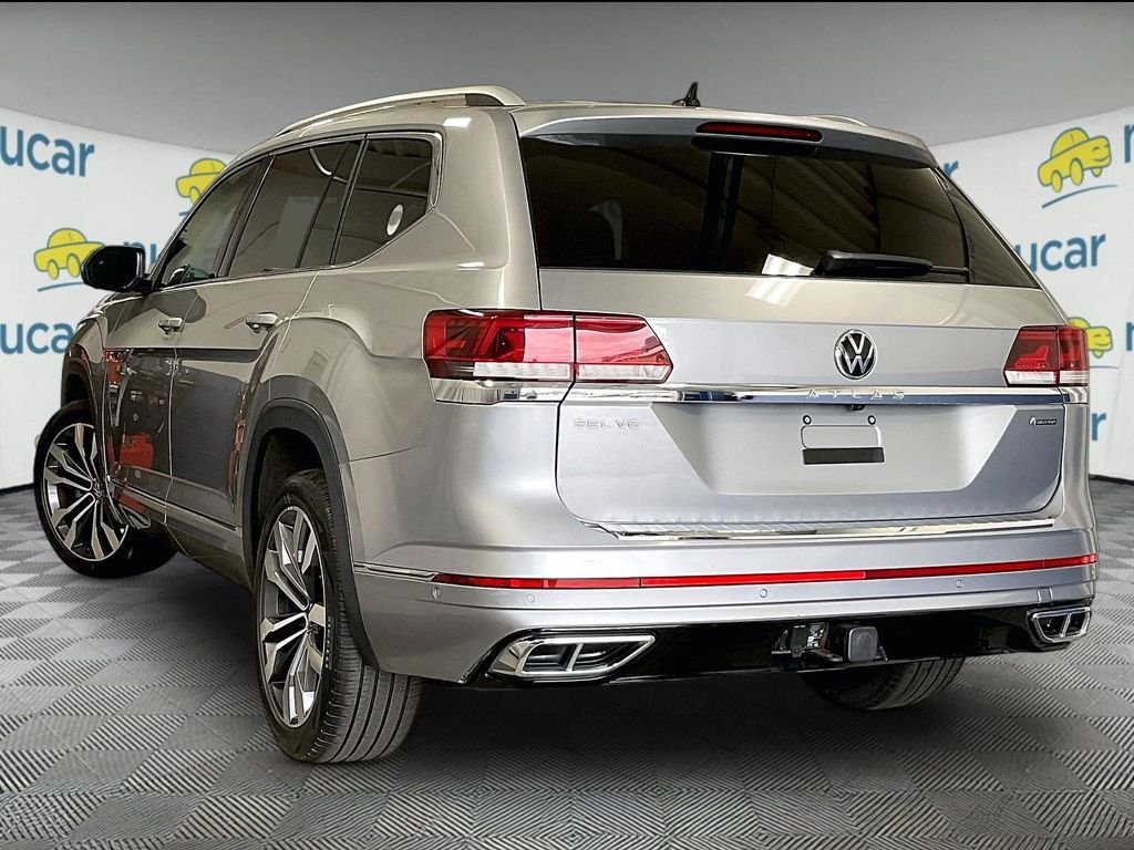 Used 2023 Silver Volkswagen 3.6L V6 SEL Premium R-Line image 4