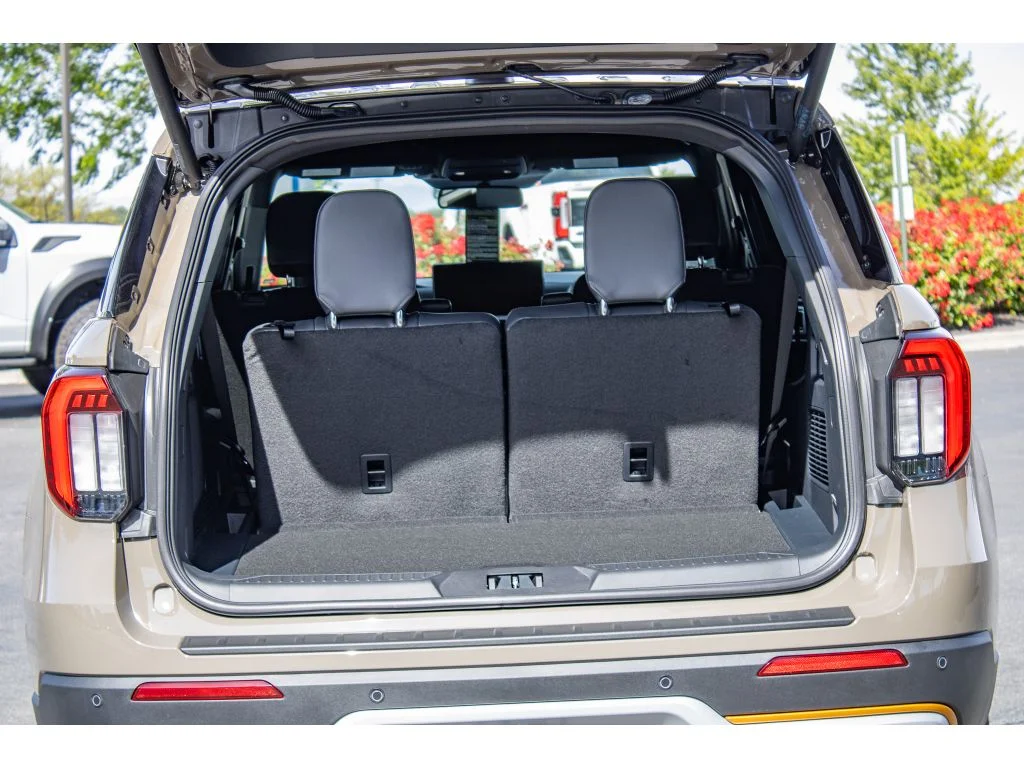 New 2026 MARSH GRAY Ford Tremor image 12