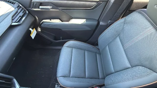 2026 GMC Acadia AT4 - Photo 12