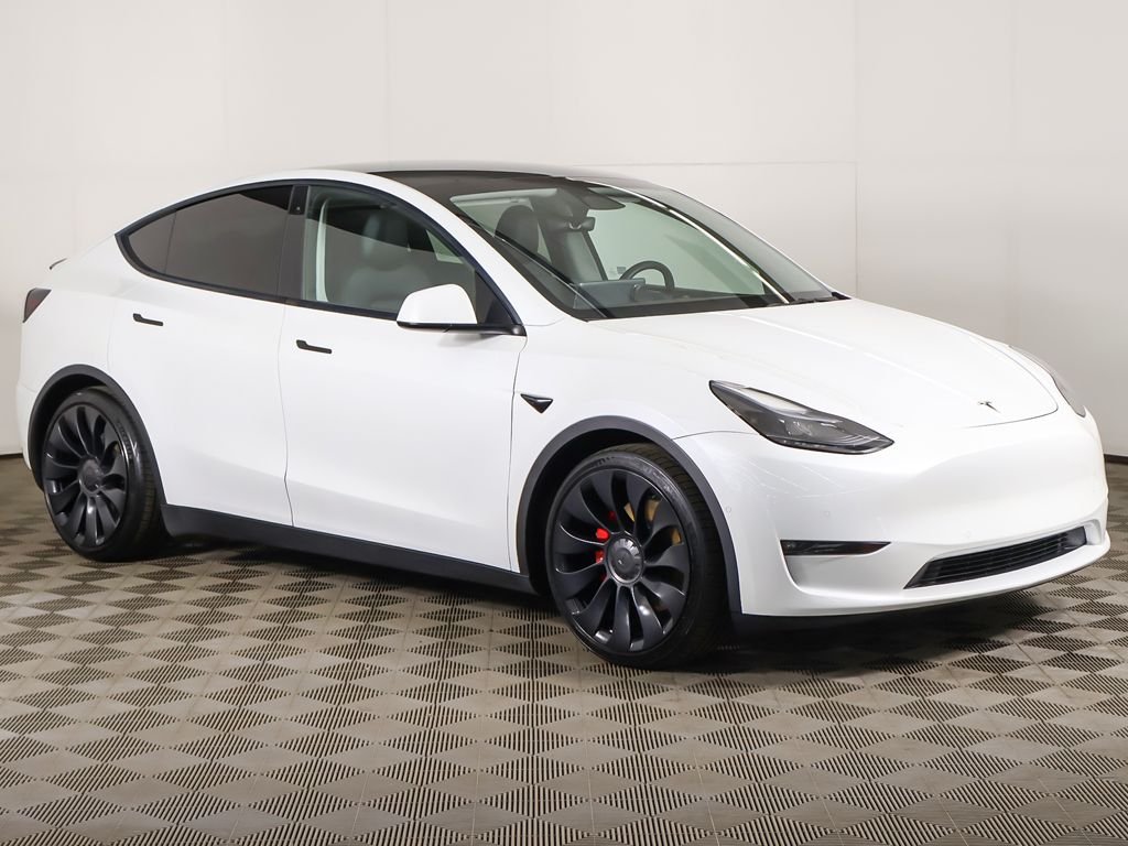 Used 2022 Tesla Model Y Performance with VIN 7SAYGDEF0NF521797 for sale in Streetsboro, OH